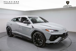 Used 2024 Lamborghini Urus S image 1