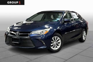 Used 2015 Toyota Camry SE image 1