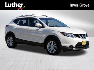 Used 2017 Nissan Rogue Sport SV image 1