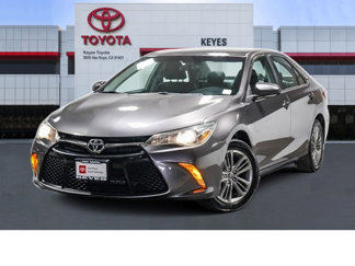 Certified 2017 Toyota Camry SE image 1