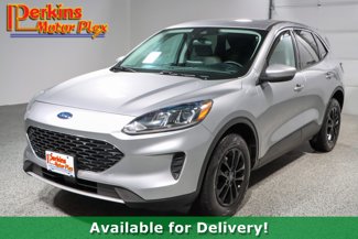 Used 2021 Ford Escape SE w/ Cold Weather Package image 1