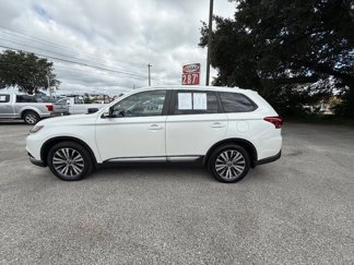 Used 2020 Mitsubishi Outlander SEL image 1