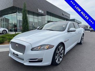 Used 2016 Jaguar XJ L Portfolio image 1