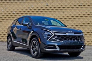 Certified 2024 Kia Sportage LX image 1