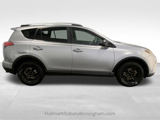 Used 2016 Toyota RAV4 LE video 2