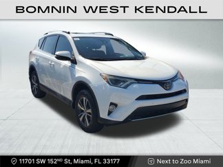 Used 2018 Toyota RAV4 XLE image 1