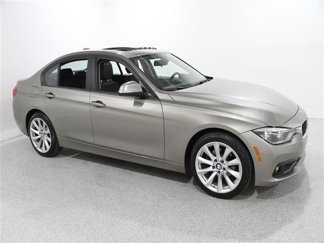 Used 2018 BMW 320i xDrive Sedan image 1