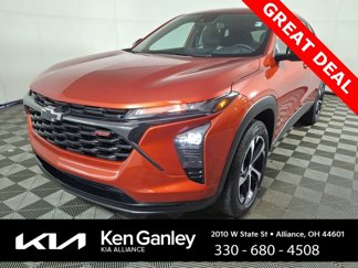 Used 2024 Chevrolet Trax RS w/ Driver Confidence Package image 1