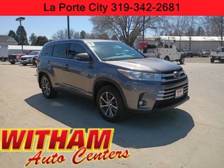 Used 2017 Toyota Highlander SE image 1
