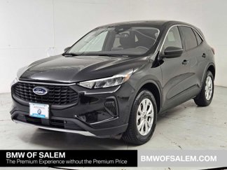 Used 2023 Ford Escape Active image 1