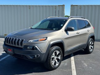 Used 2018 Jeep Cherokee Trailhawk image 1