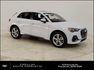 Used 2022 Audi Q3 2.0T Premium w/ Convenience Package image 1