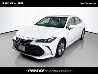 Used 2021 Toyota Avalon XLE w/ Moonroof Package image 1