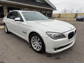 Used 2010 BMW 750i xDrive image 1
