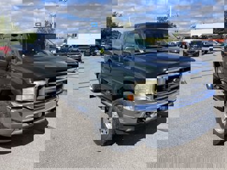 Used 2003 Ford F250 XL image 1