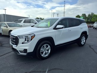 Certified 2024 GMC Terrain SLE image 1