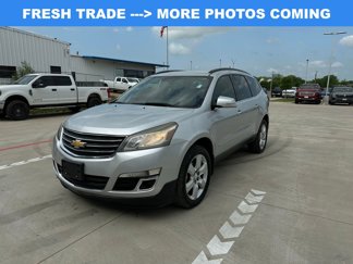 Used 2017 Chevrolet Traverse LT w/ Style and Technology Package image 1