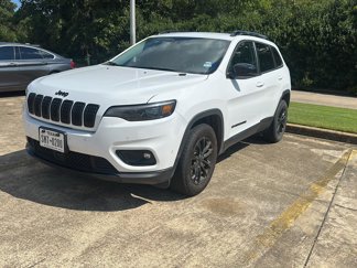 Used 2023 Jeep Cherokee Altitude Lux image 1