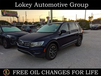 Used 2021 Volkswagen Tiguan SE image 1