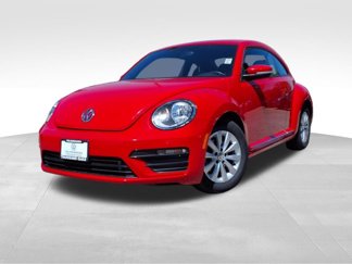 Used 2019 Volkswagen Beetle 2.0T S image 1