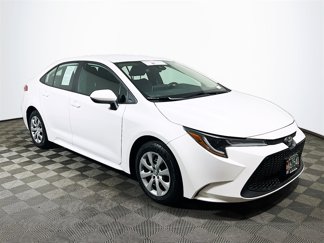 Used 2021 Toyota Corolla LE image 1