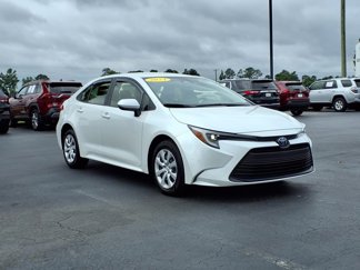 Used 2024 Toyota Corolla LE image 1