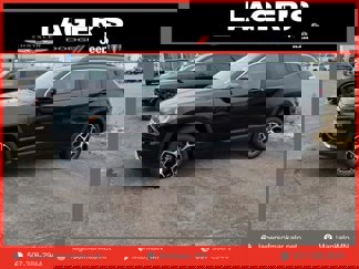 New 2025 Jeep Compass Limited image 1