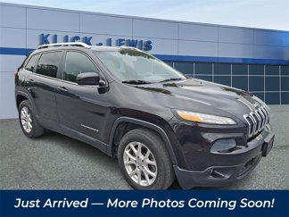 Used 2014 Jeep Cherokee Latitude w/ Cold Weather Group image 1