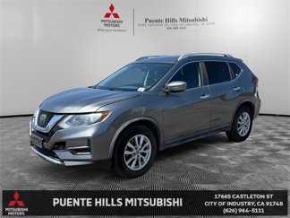 Used 2018 Nissan Rogue SV image 1