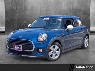 Used 2018 MINI Cooper 2-Door Hardtop image 1