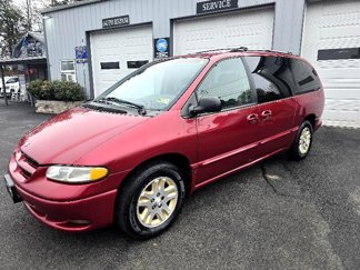 Used 1996 Dodge Grand Caravan LE image 1