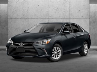 Used 2016 Toyota Camry LE image 1