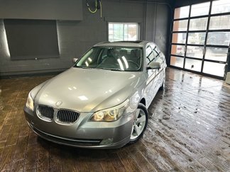 Used 2008 BMW 528xi Sedan image 1