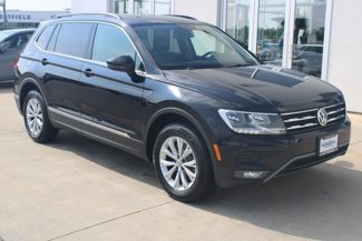 Used 2018 Volkswagen Tiguan S image 1
