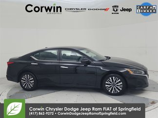 Used 2023 Nissan Altima 2.5 SV image 1