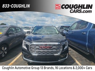 Used 2022 GMC Terrain Denali w/ Denali Premium Package image 1