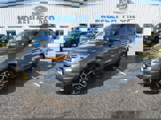 Used 2015 Ford Explorer XLT w/ Equipment Group 202A image 1