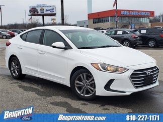 Used 2017 Hyundai Elantra SE image 1