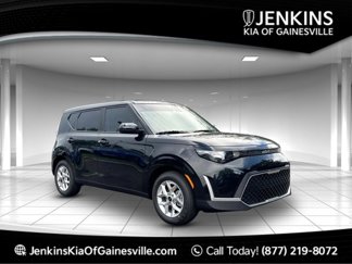 New 2025 Kia Soul LX image 1