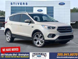 Used 2019 Ford Escape Titanium image 1