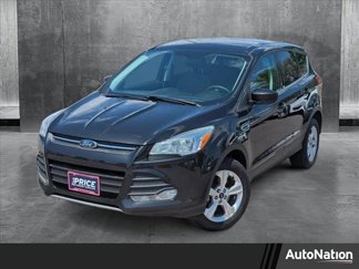 Used 2015 Ford Escape SE image 1