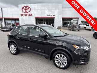 Used 2021 Nissan Rogue Sport SV w/ Technology Package image 1