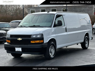 Used 2018 Chevrolet Express 2500 Extended image 1