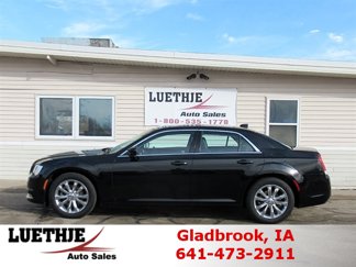 Used 2017 Chrysler 300 Limited w/ Value Package image 1