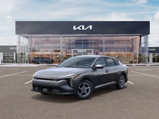 New 2025 Kia K4 LXS image 1