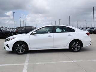Used 2024 Kia Forte LXS video 2