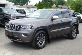 Used 2017 Jeep Grand Cherokee Limited image 1