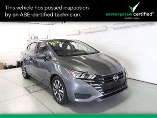 Used 2023 Nissan Versa SV image 1