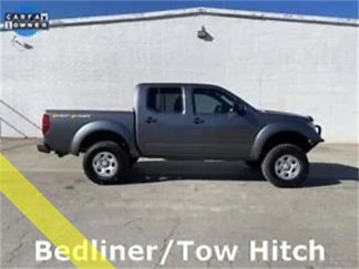 Used 2018 Nissan Frontier SV image 1