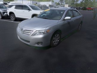 Used 2010 Toyota Camry image 1